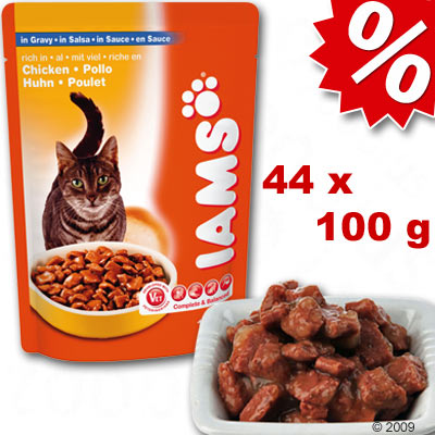Iams Adult cat food pouches offer a complete and balanced food for cats of all ages. Tasty chunks in luscious gravy or delicious jelly combine a healthy diet wi