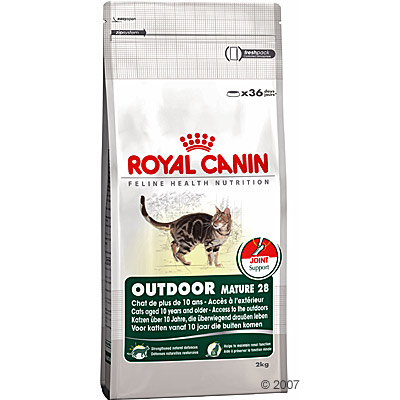 Royal Canin Outdoor Mature 28 Economy Pack 2 x 10 kg