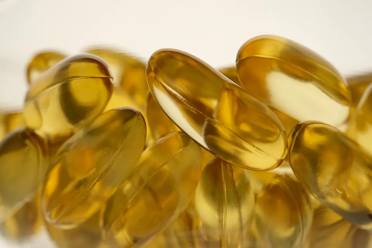 Fish oil capsules rich in omega-3 fatty acids, supplement to support dogs’ skin, coat, and overall health.